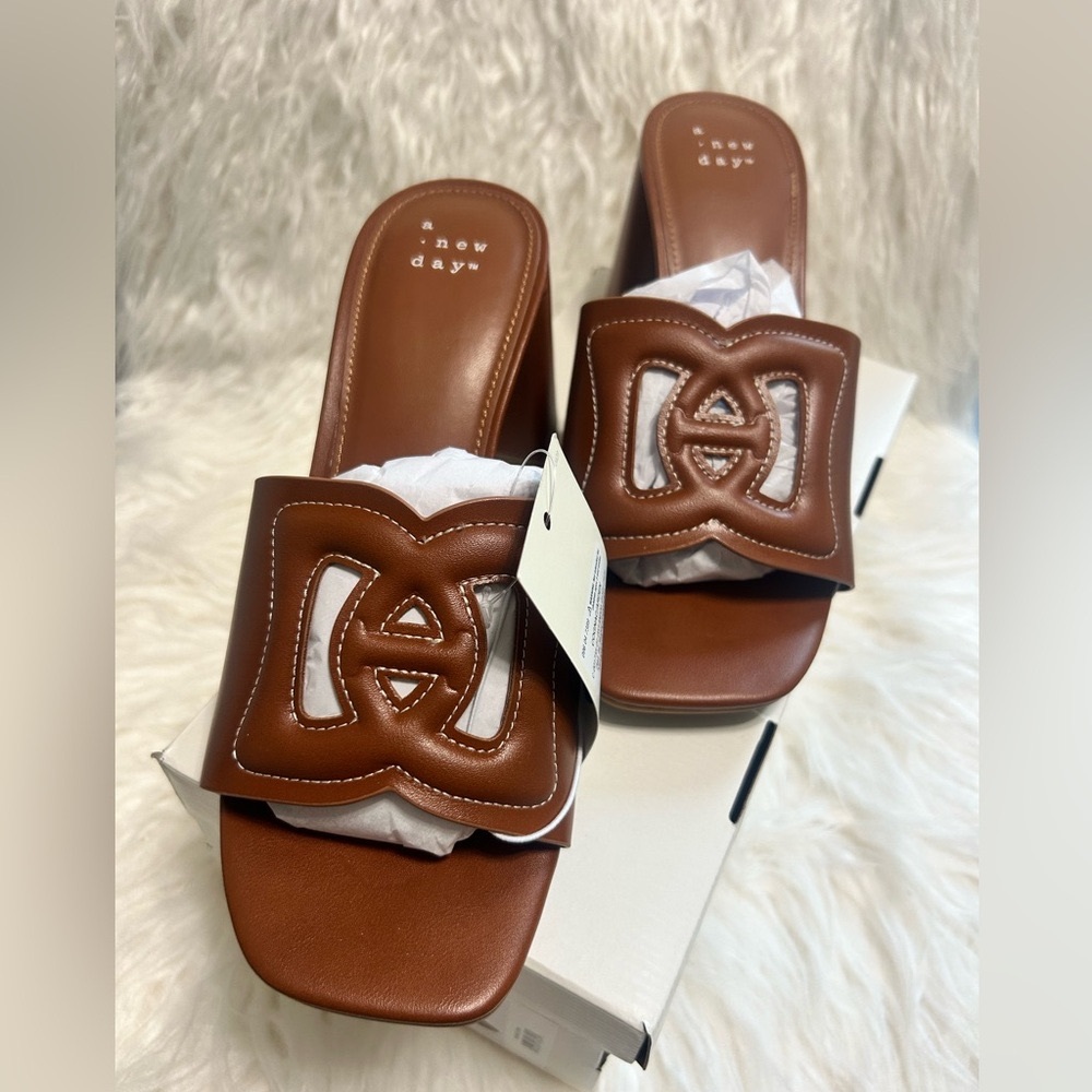 a new day Arden Heels, NWT